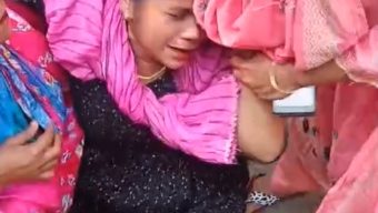 গৌরনদীতে জমি নিয়ে ব্যবসায়ী সহ অন্তঃসত্ত্বা নারীকে হত্যার চেষ্টায় হামলা