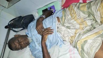 চাঁদার দাবিতে মাছের ঘের ব্যবসায়ীকে পিটিয়ে হাত-পা ভেঙ্গে দেয়ার অভিযোগ