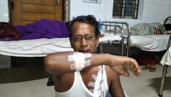পটুয়াখালীতে ব্যবসায়ীকে অপহরণের চেষ্টায় কুপিয়ে জখমের অভিযোগ 