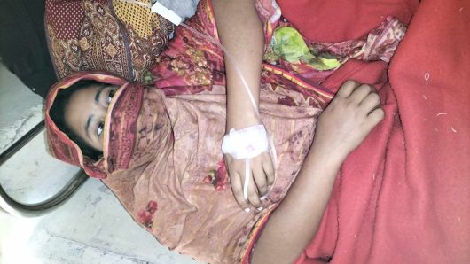 বাকেরগঞ্জে প্রবাসীর স্ত্রীর উপর হামলা ও নির্যাতনের অভিযোগ