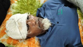 গৌরনদীতে রাস্তা নেয়াকে কেন্দ্র করে ঘরবাড়ি ভাঙচুর, লুটপাট, আহত- ২