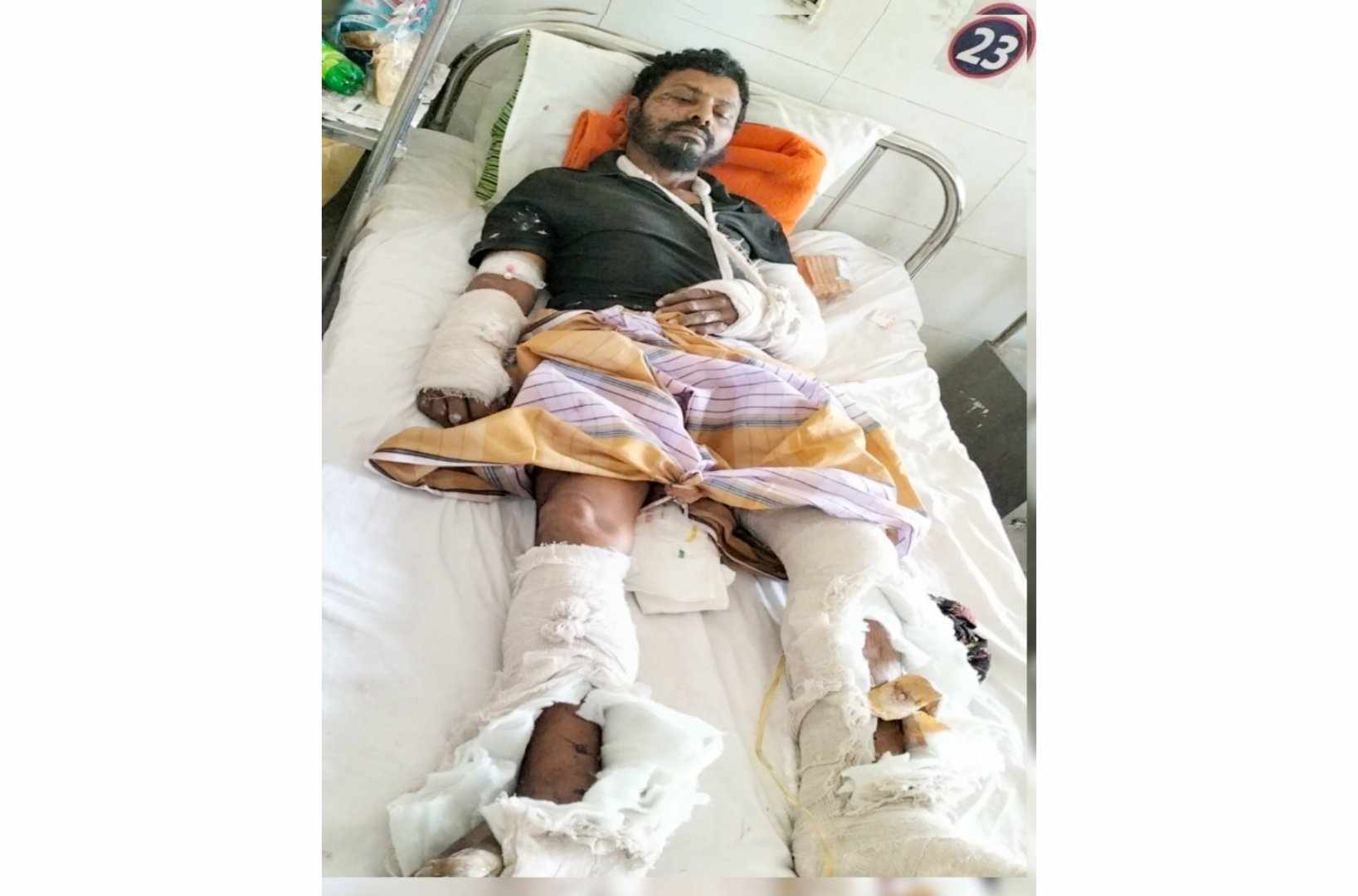 পাথরঘাটায় দিনমজুরকে কুপিয়ে হত্যা চেষ্টার ঘটনায় ১২ জনের বিরুদ্ধে মামলা দায়ের