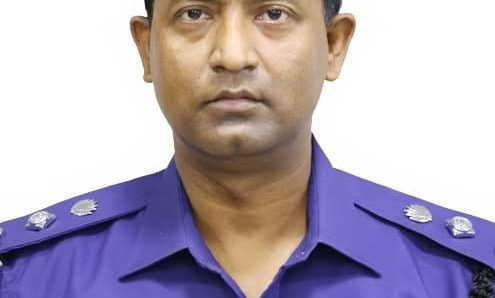 সমালোচনায় বরিশাল রেঞ্জের অতিরিক্ত ডিআইজি নাজিমুল হক