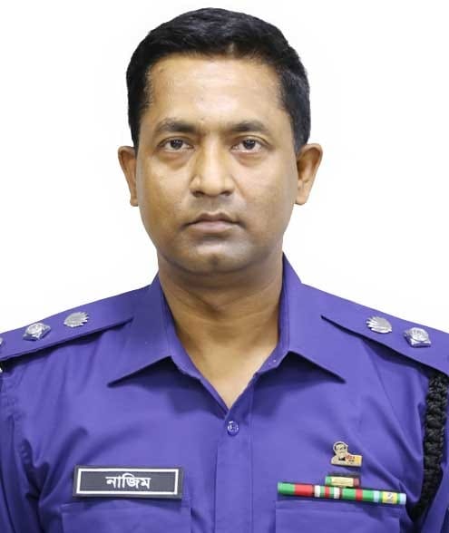 সমালোচনায় বরিশাল রেঞ্জের অতিরিক্ত ডিআইজি নাজিমুল হক