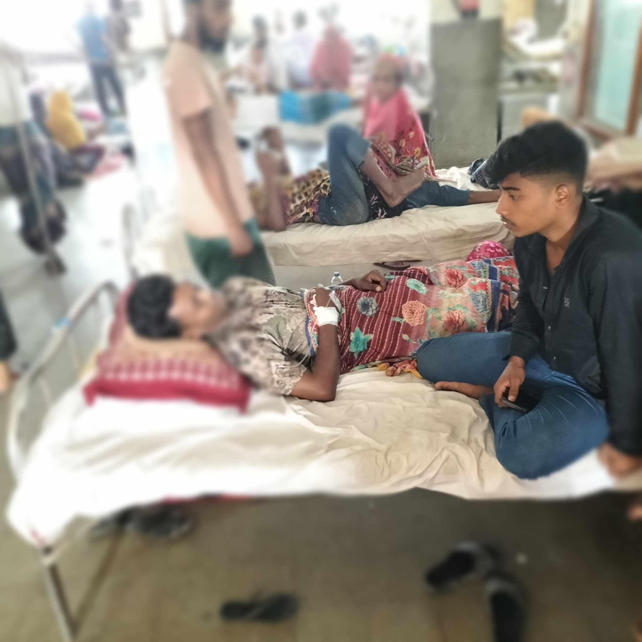 মঠবাড়িয়া গাজা সেবন না করায় যুবককে পিটিয়ে আহতের অভিযোগ 