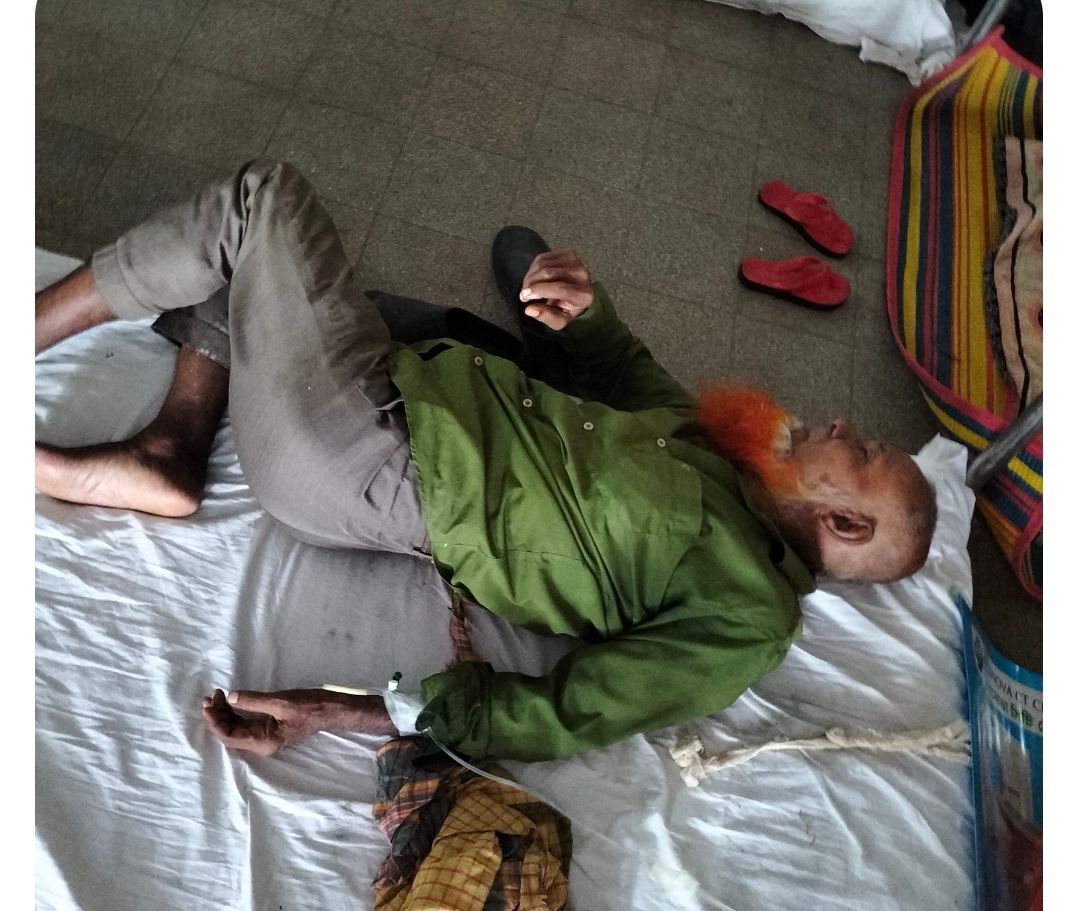 বন্দর থানাধীন এলাকায় পূর্ব শত্রুতার জেরে অবঃপ্রাপ্ত সেনা সদস্যকে কুপিয়ে জখম 